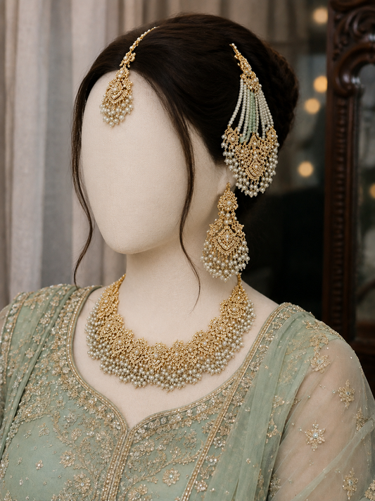 50% Off Handani Jewelery set