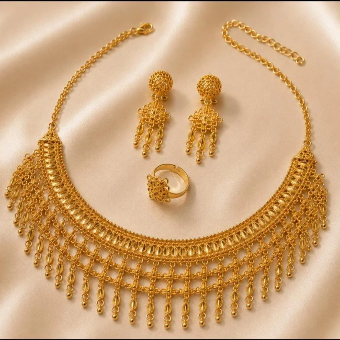 Luxury Gold-Plated Fringe Necklace Jewelry Set – 4 Pcs